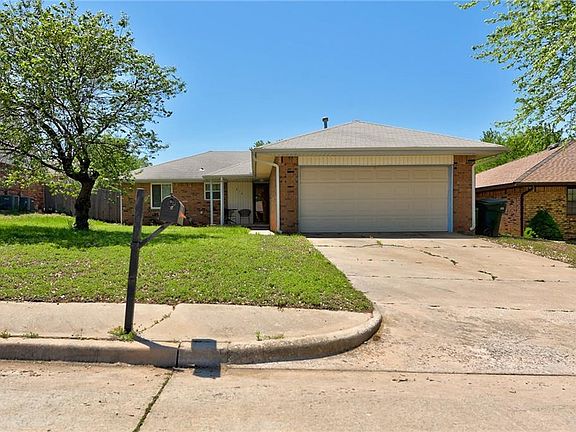 4th image of 414 Linda Ln