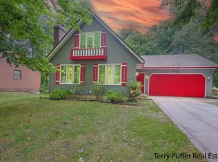 123 Wood Ave, Holland, MI 49424