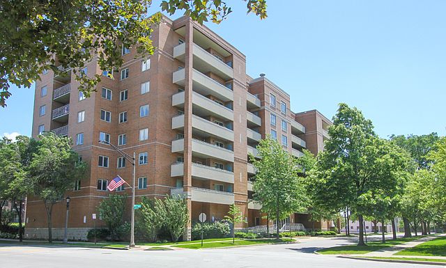 1st image of 435 William St Unit 409
