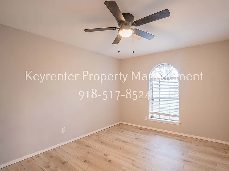 32044 E 724th Ter — Photo 14