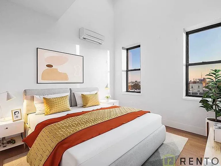 105 Vanderveer St #2E — Photo 2