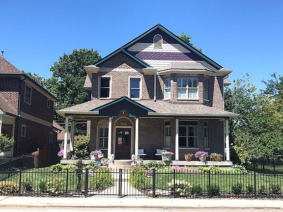 1420 N College Ave