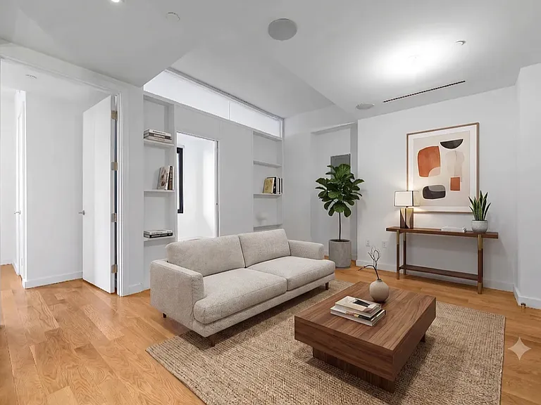 123 Melrose St #403 — Photo 2