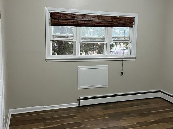 4th image of 1013 Jefferson Ave #1B