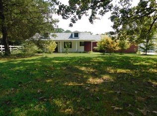 76 Wakerobin Rd, Dardanelle, AR 72802