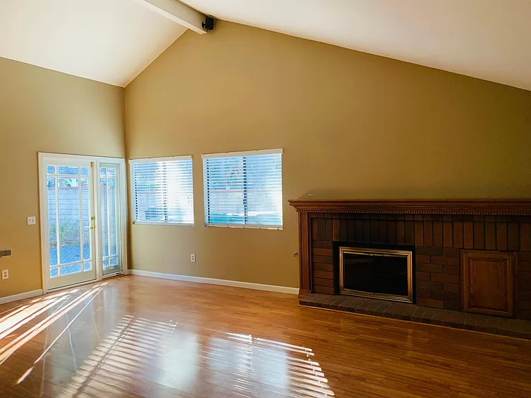 23665 Meadcliff Pl — Photo 13