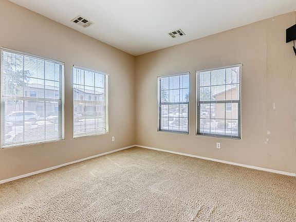 3rd image of 17714 W Langer Ln