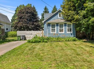 111 Beach Grove Rd, Charlottetown, PE C1E 1J2