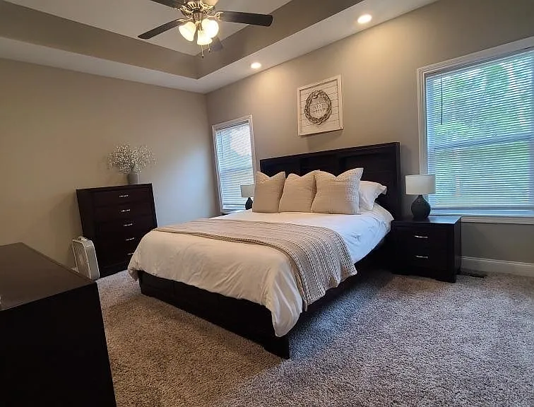 1308 Sussex Dr — Photo 8