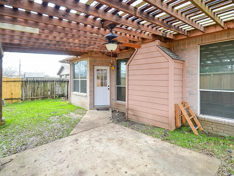12811 Candace Ct — Photo 31