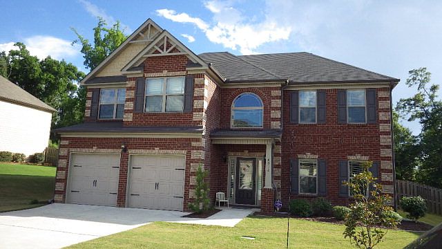 1st image of 4012 Lakewood Dr