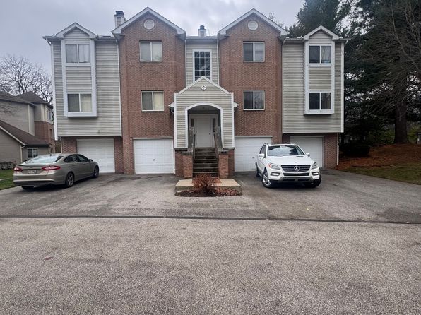 338 Village Pointe Dr APT B