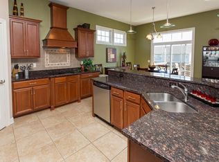 1305 89th St, West Des Moines, IA 50266