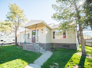 713 Sunset Dr, Havre, MT 59501