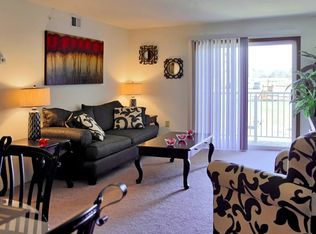 1072 E Chicago Blvd APT 13, Tecumseh, MI 49286