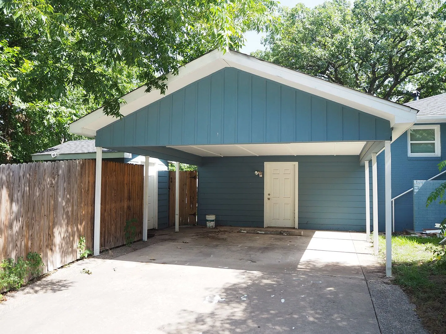 4 Bed 2.5 Bath in Gainesville — Photo 4