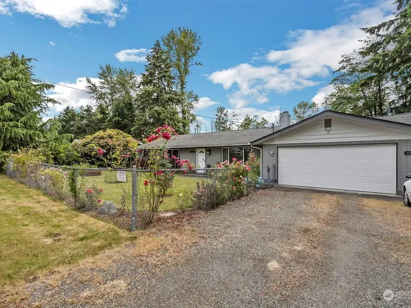 13021 50th Avenue E, Tacoma, WA 98446