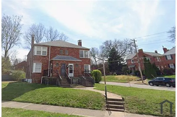 1085 Midland Blvd photo 1