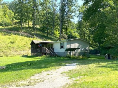 7617 Clay Rd, Looneyville, WV, 25259