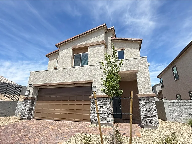 8388 Caldera Hills Ave — Photo 2