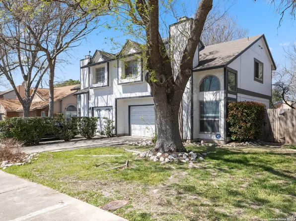 12231 Stoney Crossing, San Antonio, TX 78247