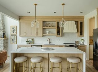 3304 Chickadee Dr NW, Edmonton, AB T5S 0K9