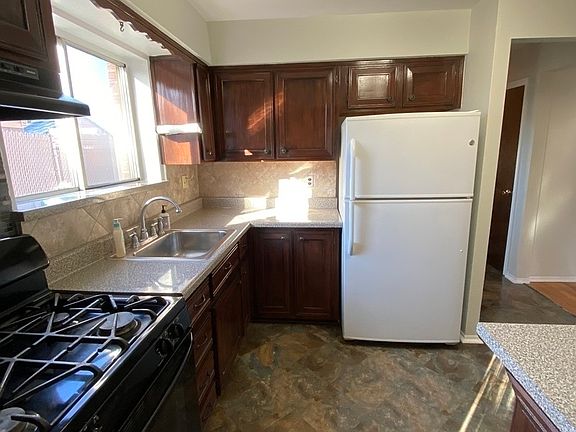 3rd image of 20-50 48th St #1F