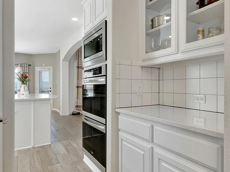5920 Humber Ln — Photo 26