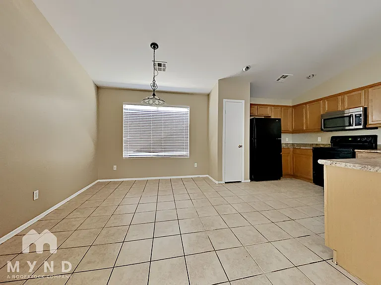 24484 N Shelton Way — Photo 8