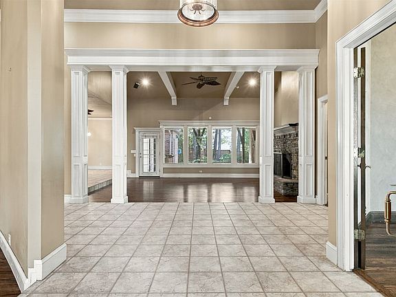 5th image of 8308 S Allegheny Ave