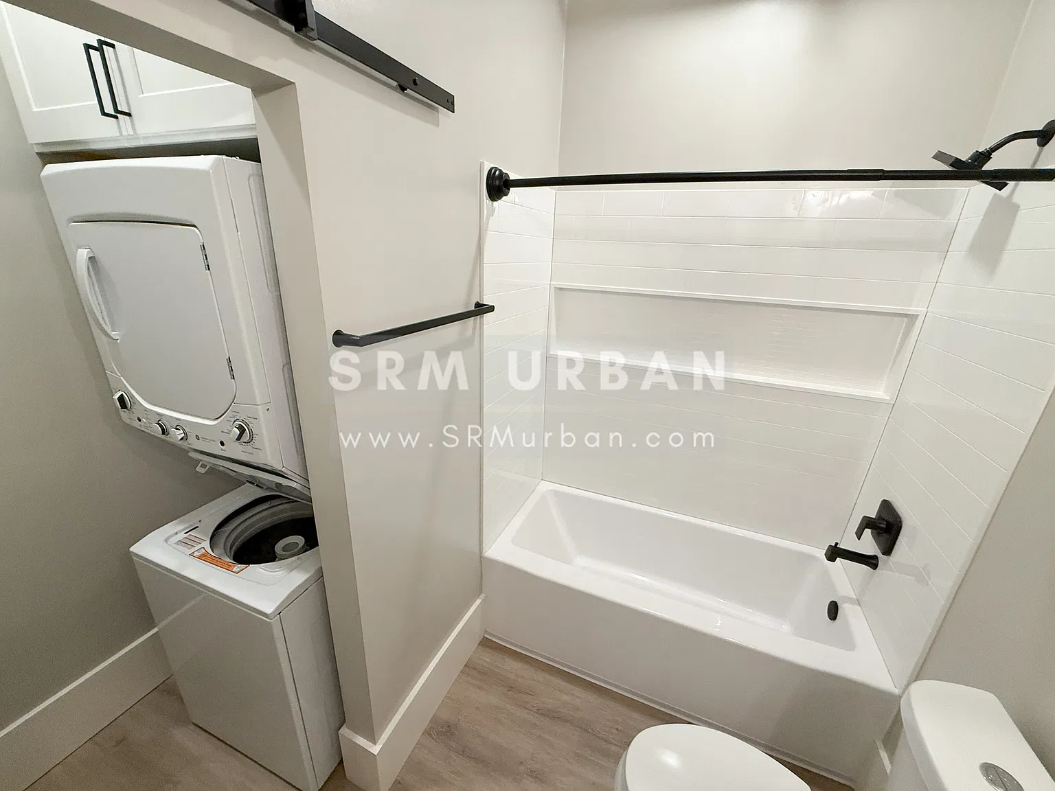 Studio, 400 sqft, $1,595 — Photo 1