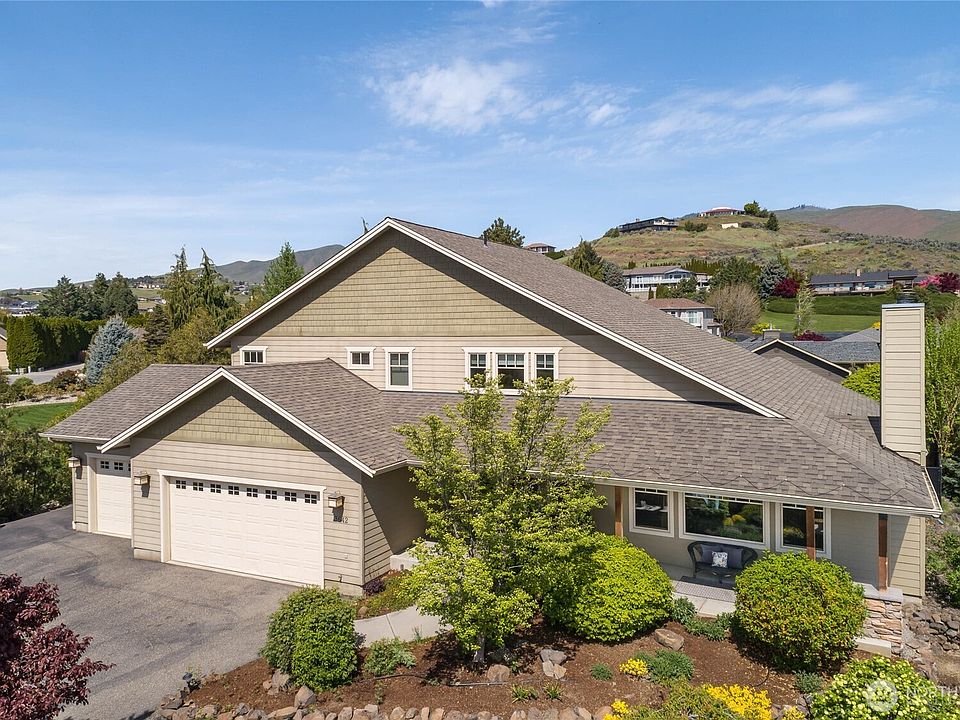 1st image of 3642 Ridgeview Boulevard