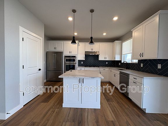 3rd image of 12745 Park Creek Way