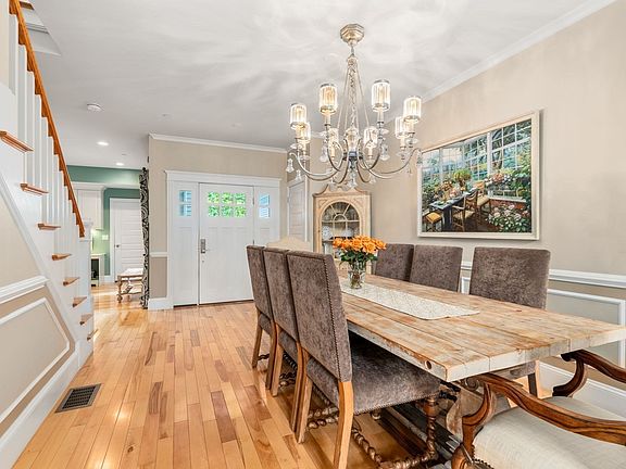 5th image of 39 Backriver Rd Unit 39