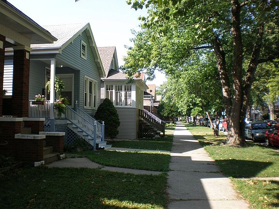 2nd image of 4751 N Kewanee Ave