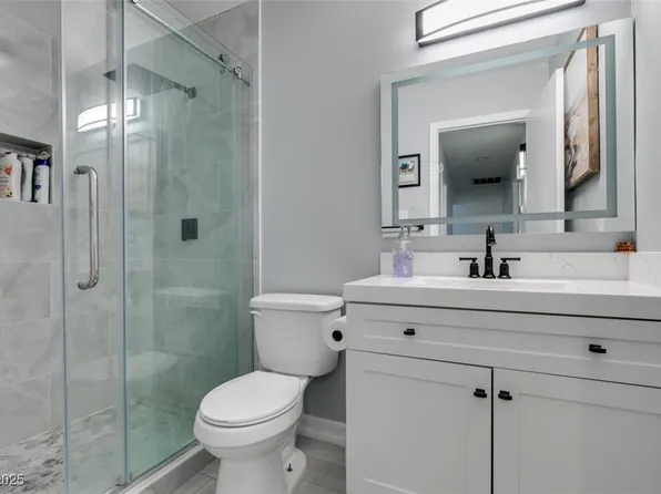 709 Jonathan Glen Way, Las Vegas, NV 89145