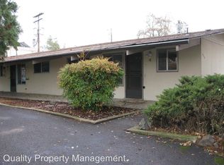 320 Bessie St APT 4, Medford, OR 97504