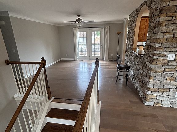 3rd image of 1809 Susan Rd