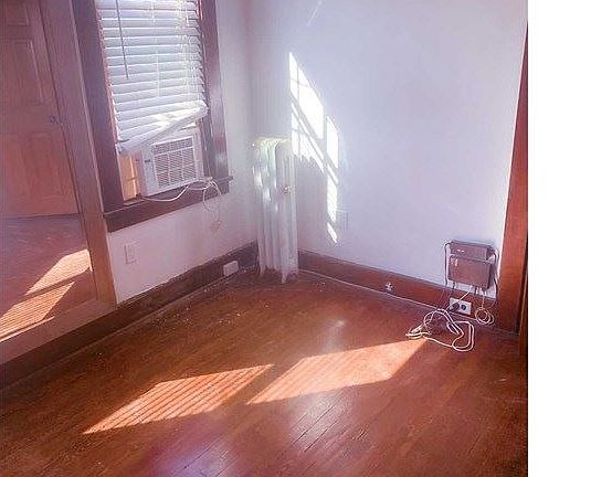 2nd image of 402 Dewitt Ave