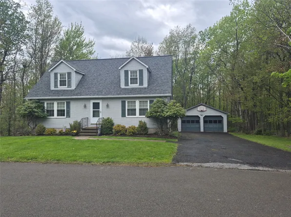 14 Cohoes St, Binghamton, NY 13903