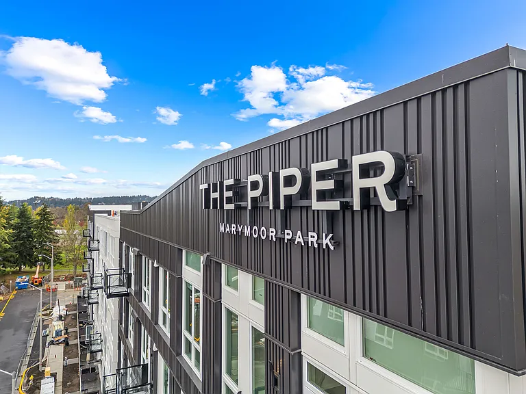 The Piper — Photo 11
