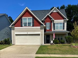 906 Ribbonleaf Ln, Fuquay Varina, NC 27526
