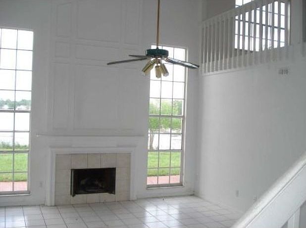 2nd image of 8747 Fort Jefferson Blvd