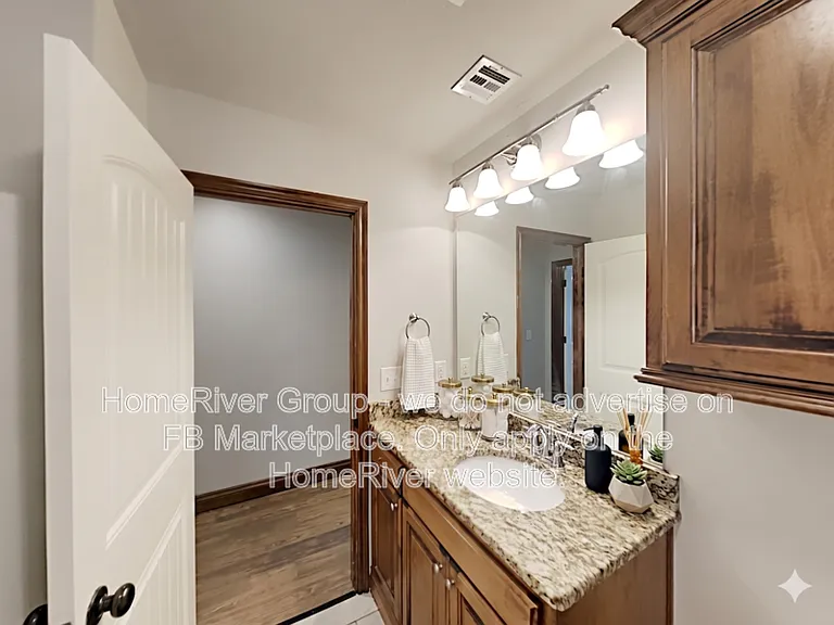 1354 N Taylor Way — Photo 8