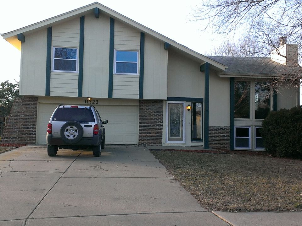 11723 Saratoga Cir