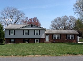 101 Musket Dr, Kernersville, NC 27284