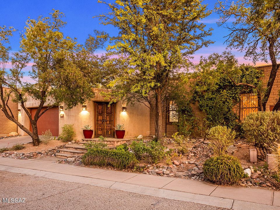 2nd image of 3008 E Placita Santa Lucia