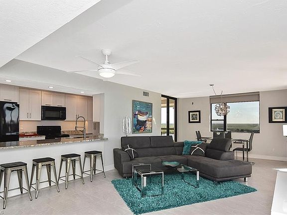 3rd image of 18120 San Carlos Blvd Ph 1