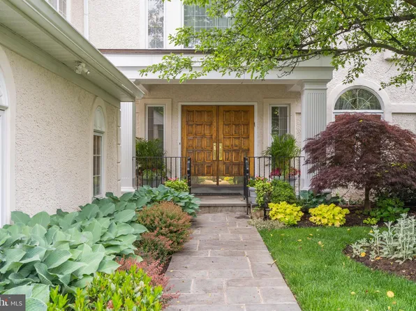 726 Canterbury Ln, Villanova, PA 19085