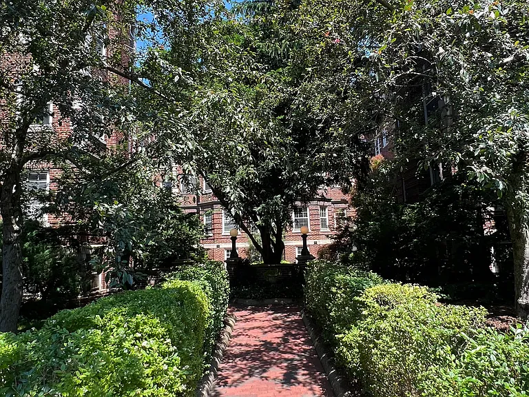 41 Linnaean St #32 — Photo 38